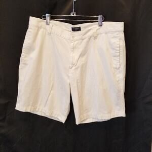 Docker's Mens White Shorts‎ Flat Front Pockets Walking Golf Casual Size 38